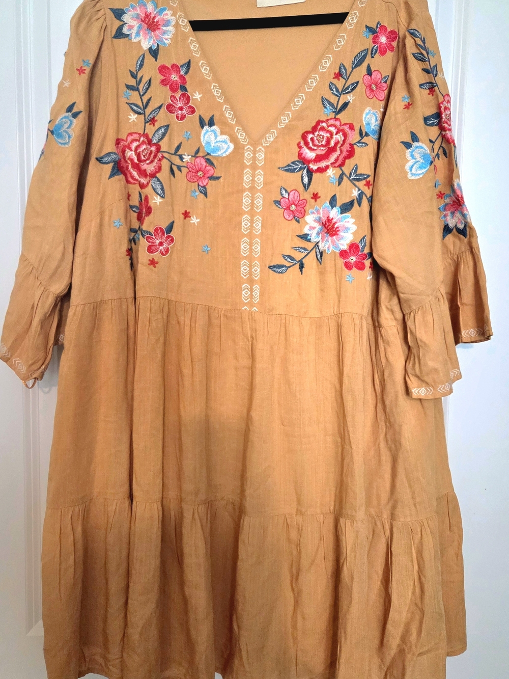 NWOT Savanna Jane Mustard Embroidered Floral V-Neck Dress Boho